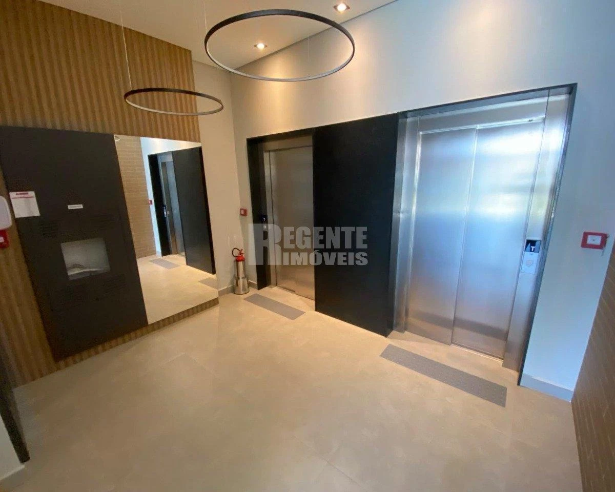 Квартира з 2 спальнями, у будинку є тренажерний зал — photo 28