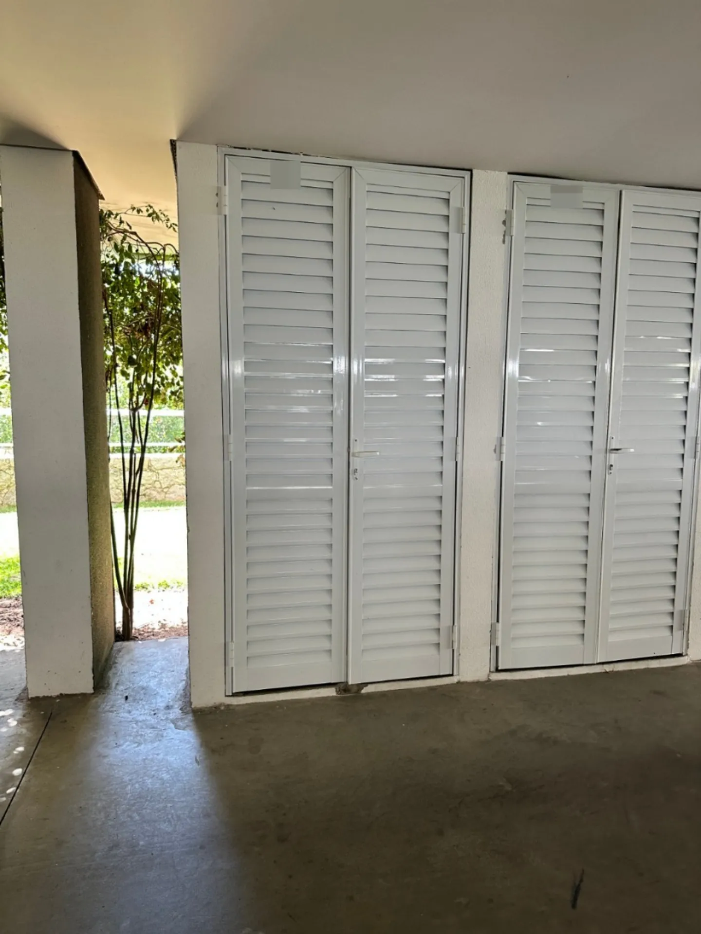 Apartamento amueblado de 2 dormitorios con terraza y parrilla — photo 25