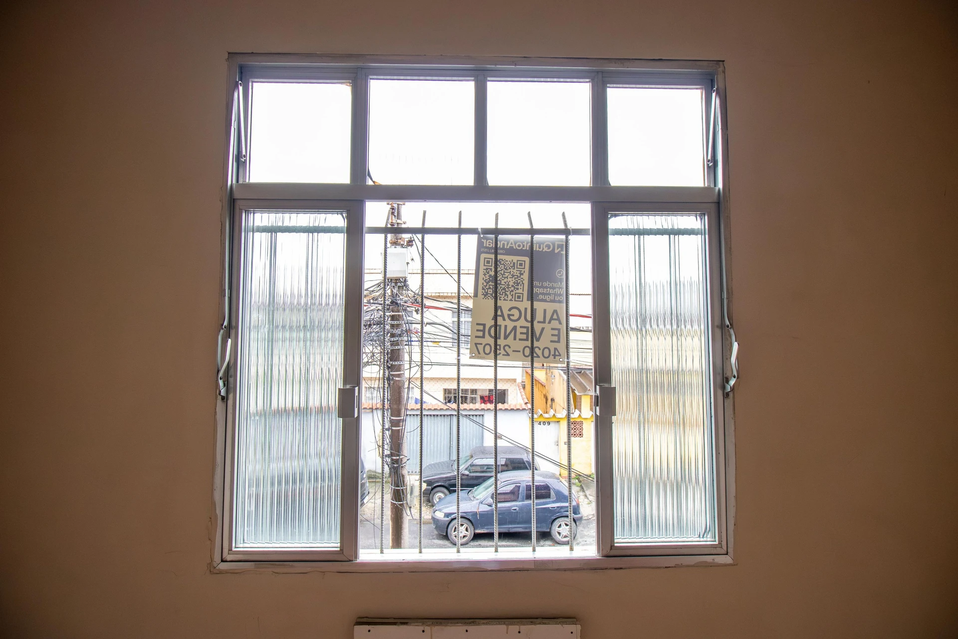 2-bedroom apartment with 1 bathroom and no parking — photo 25