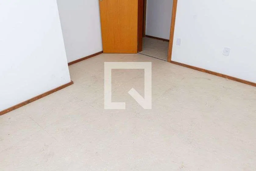 80 m² apartment with 2 bedrooms and a balcony — photo 25