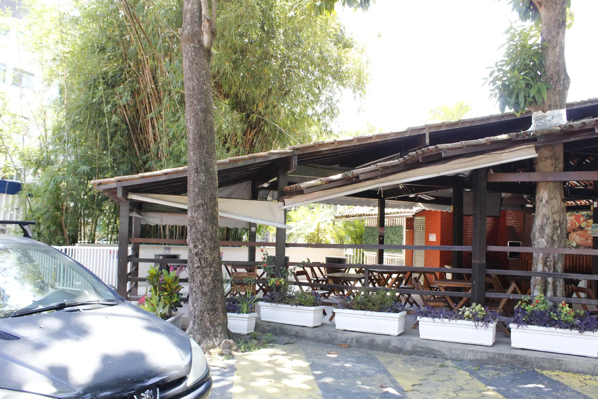 Unfurnished 2-bedroom apartment with a balcony — photo 8