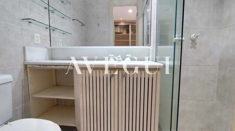 165 m² apartment with 3 bedrooms, 5 baths, and balcony — photo 14