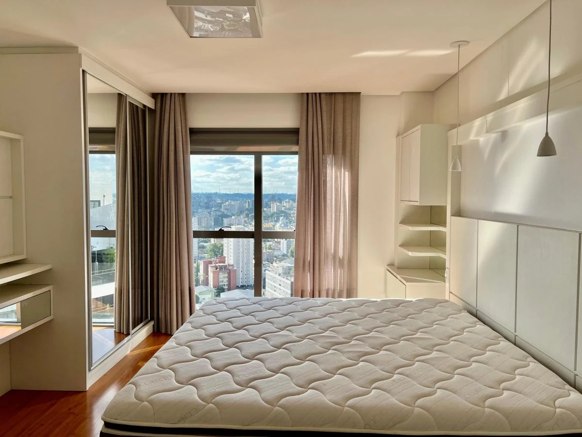 Apartamento de 190 m² con 3 dormitorios y ventanales amplios — photo 10