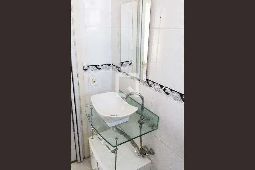 Apartamento de 2 quartos em condomínio com piscina — photo 20