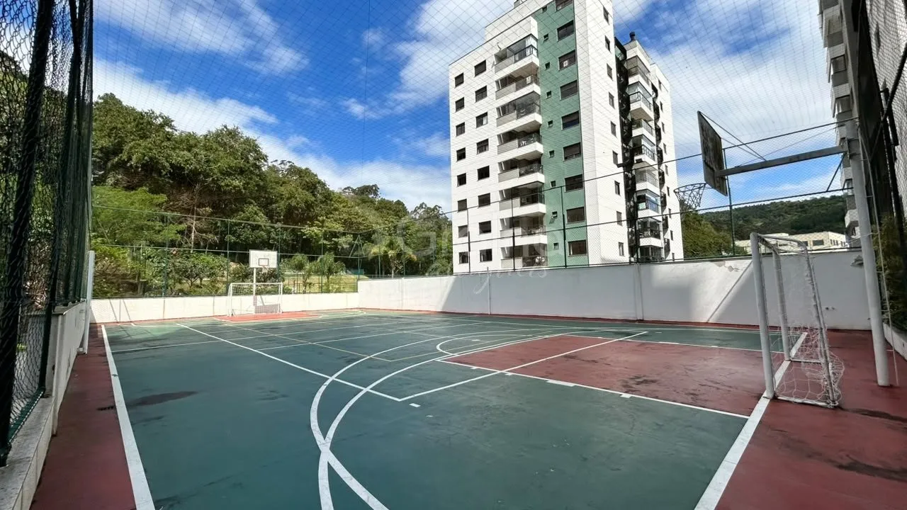 Furnished apartment, 119 m², with floor-to-ceiling windows — photo 21