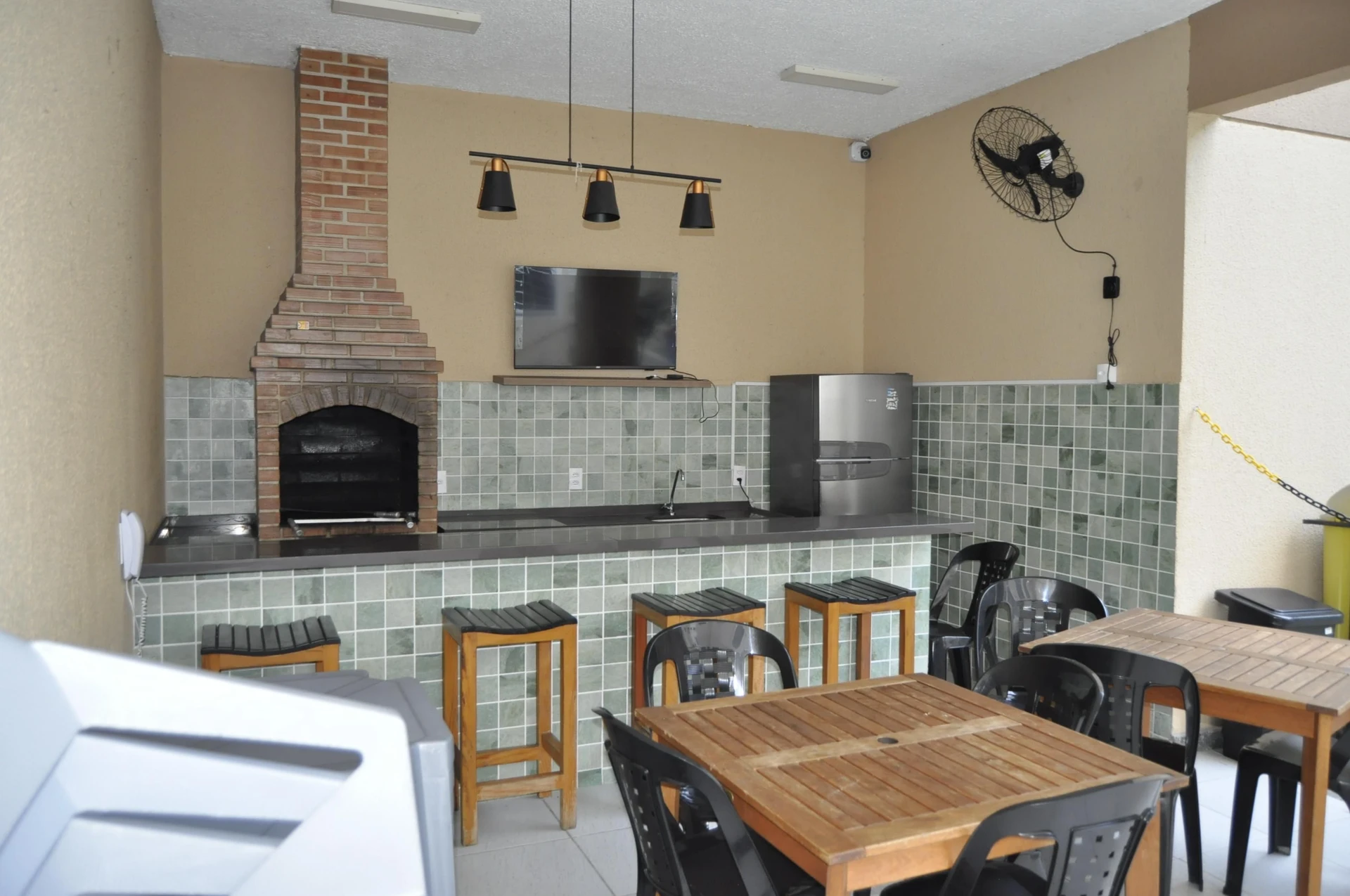 Вид на горы и 1 спальня: квартира 42 м² — photo 35