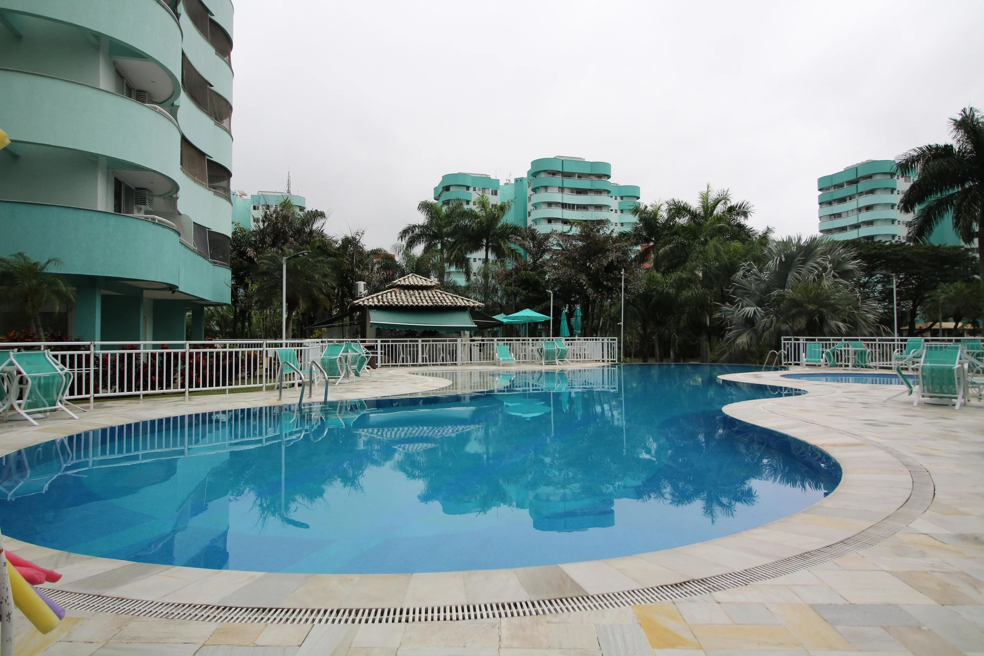 Furnished apartment, 80 m², with a washing machine — photo 41