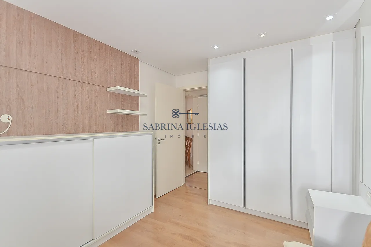 Apartamento de 3 dormitorios con balcón cerrado (117 m²) — photo 11