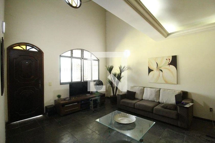 Casa de 300 m² com 4 quartos e 2 vagas — photo 18