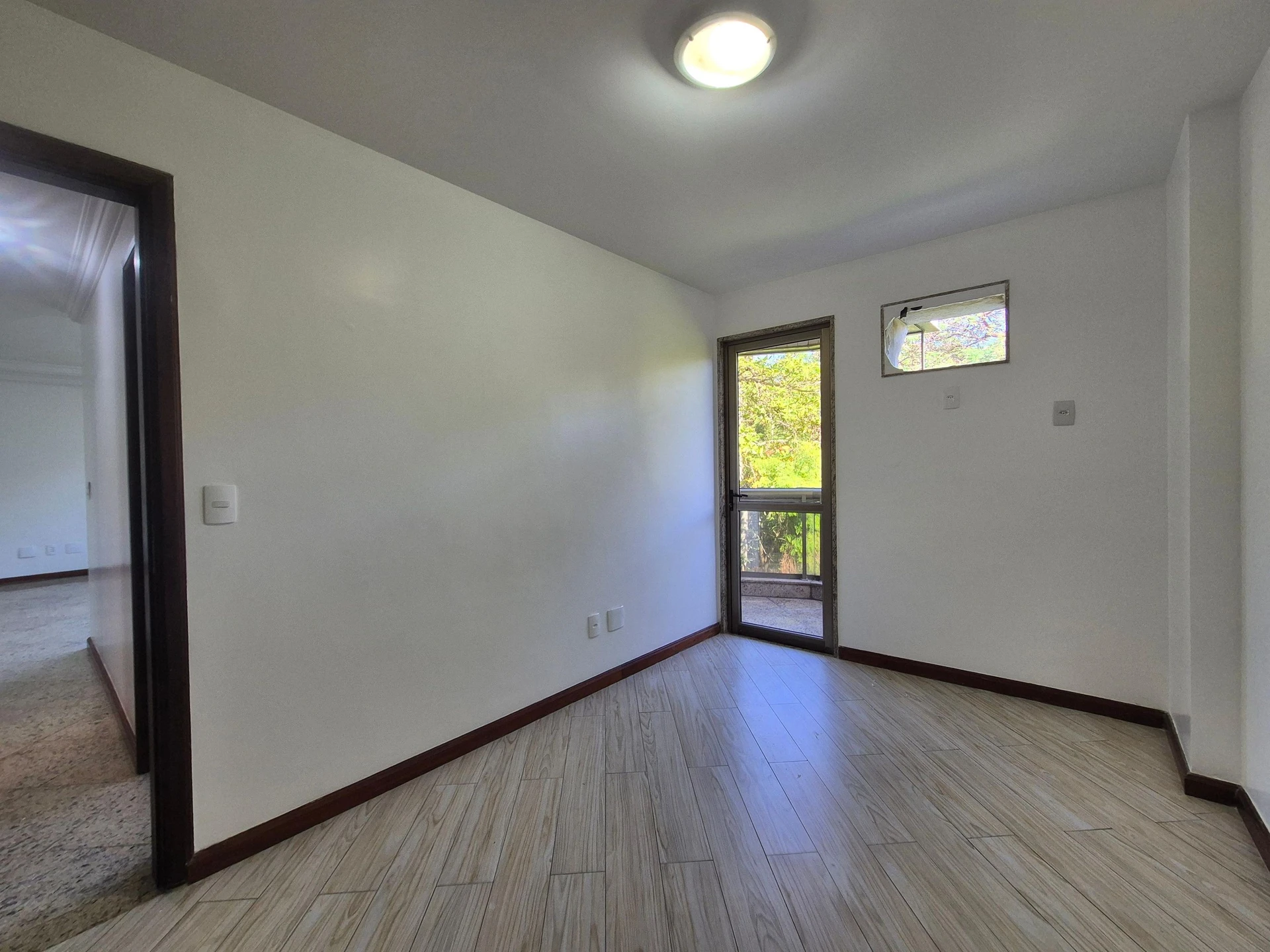 Apartamento mobiliado com 2 quartos e varanda — photo 28