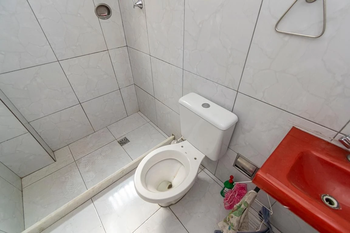 Apartamento sin amueblar con 1 dormitorio y zona de lavado — photo 11
