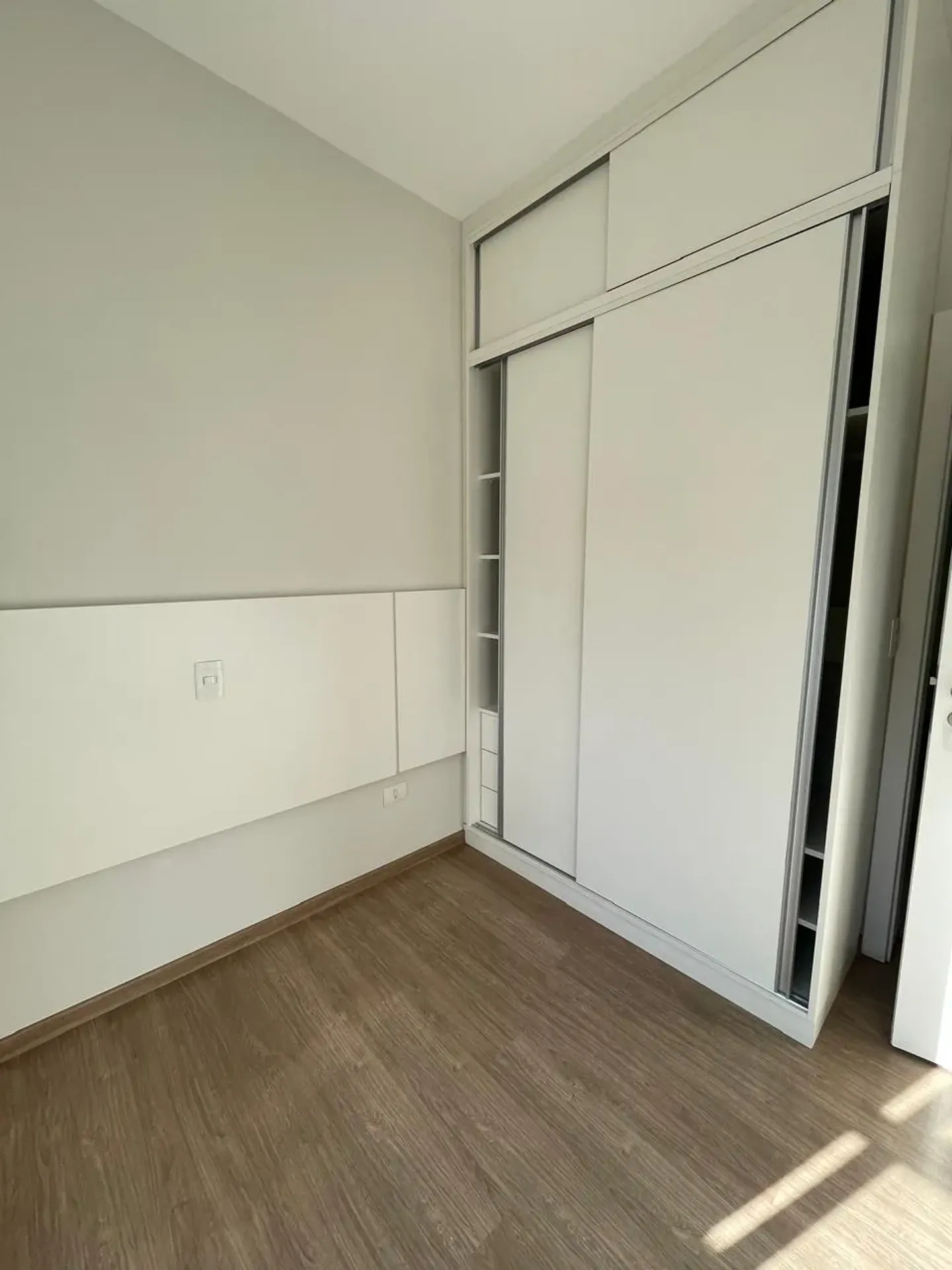 One-bedroom apartment with a dryer in Curitiba — photo 15