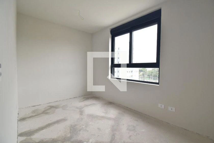 3-bedroom apartment in a building with a gym — photo 18