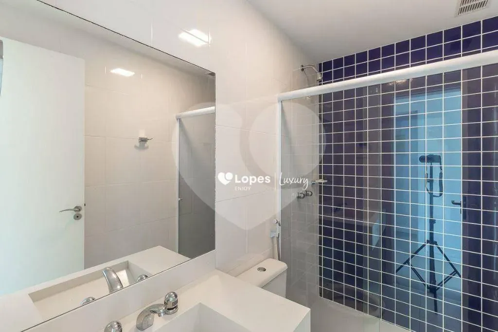 Unfurnished triplex house with 6 en-suite bedrooms and 820 m² — photo 39