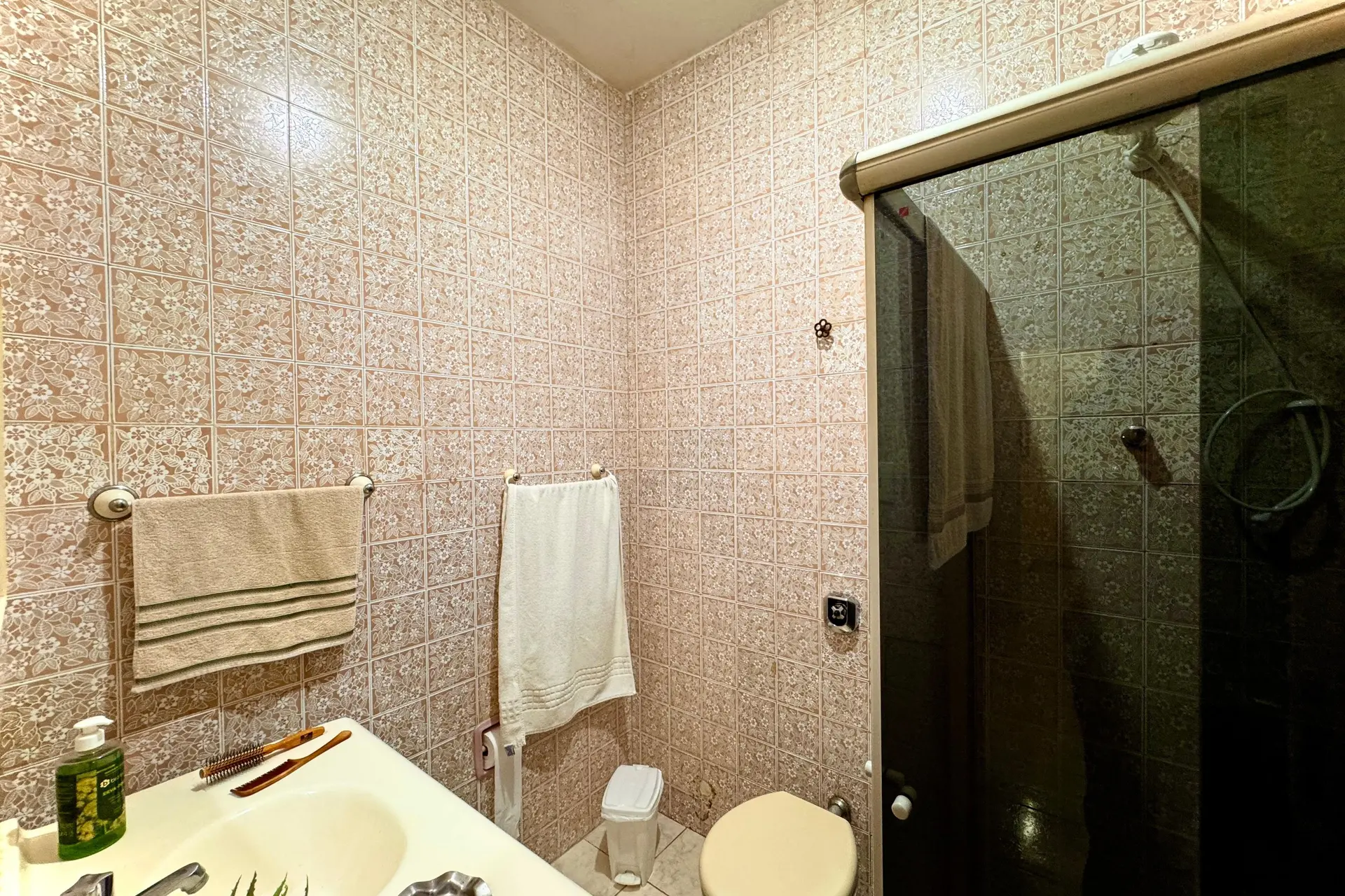 2-bedroom apartment with a washing machine — photo 15