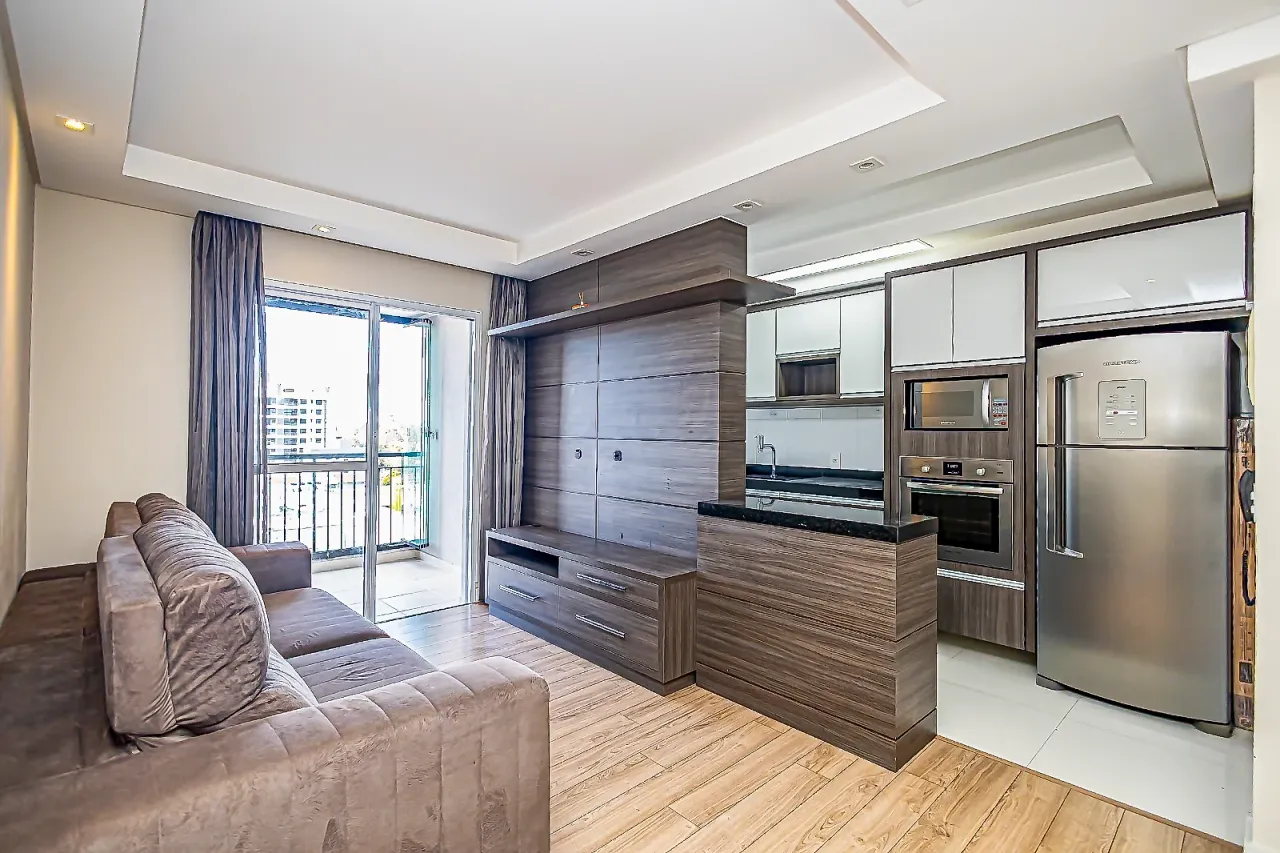 2-bedroom apartment with an open-plan kitchen — photo 5