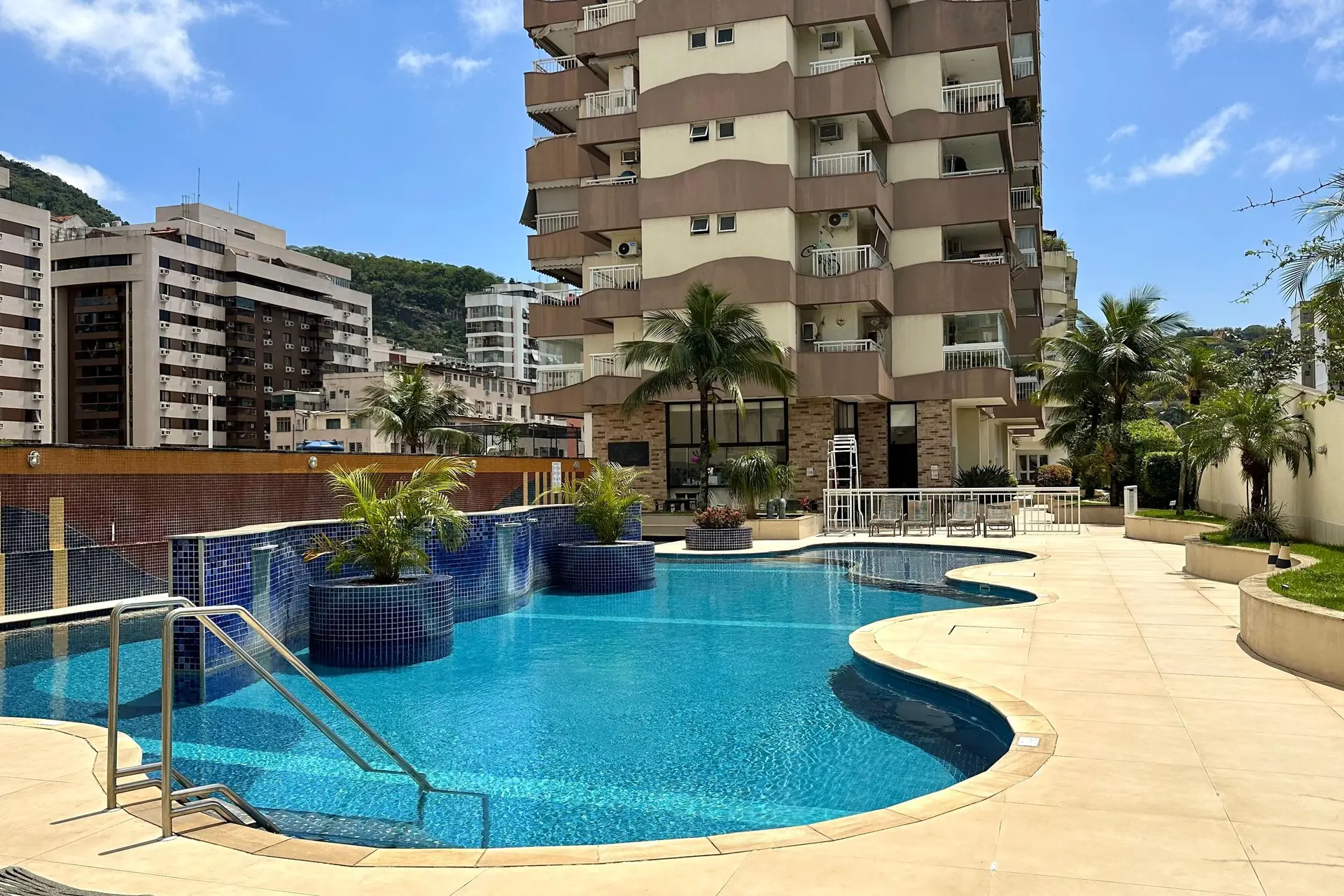 Apartamento de 3 quartos com vista para a água — photo 58