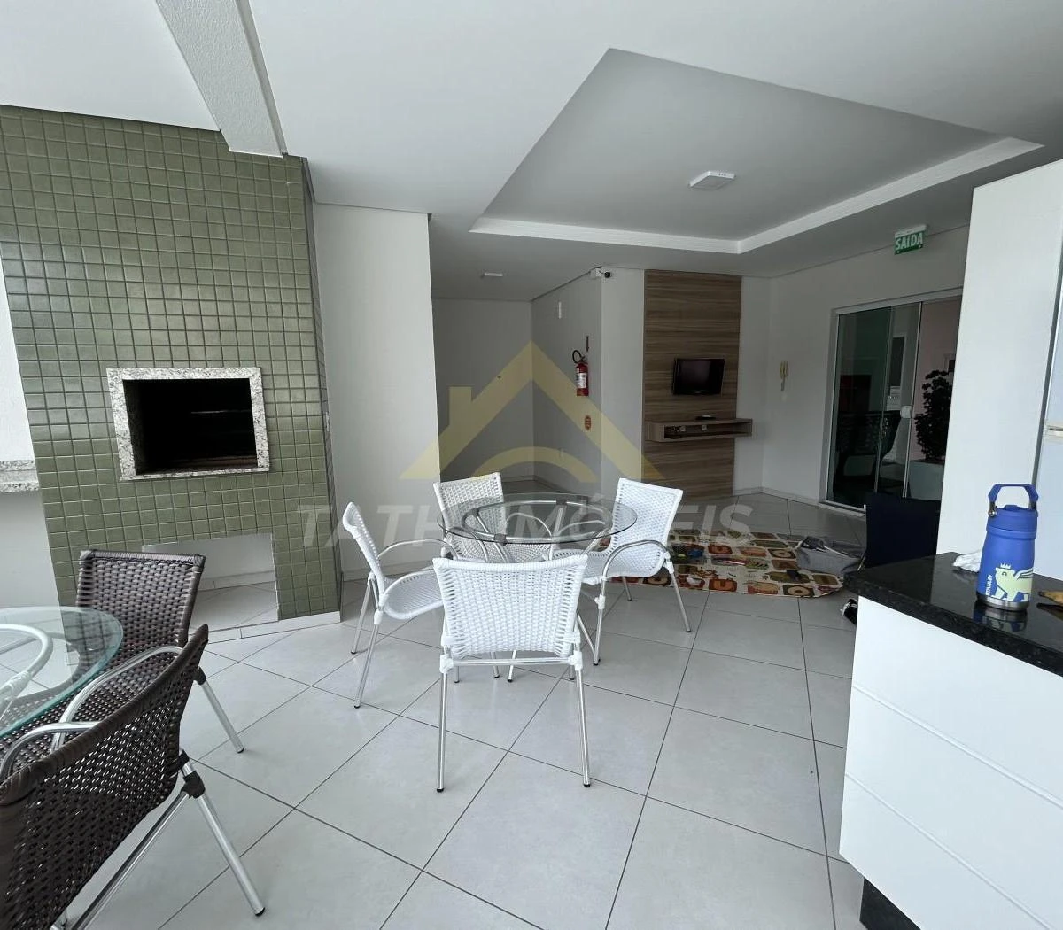 Furnished apartment, 86 m², with a grill on the balcony — photo 23