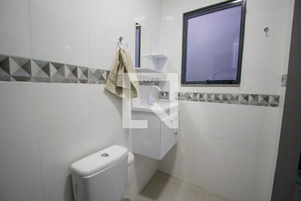 Furnished house with 2 en-suite bedrooms and gas kitchen — photo 32