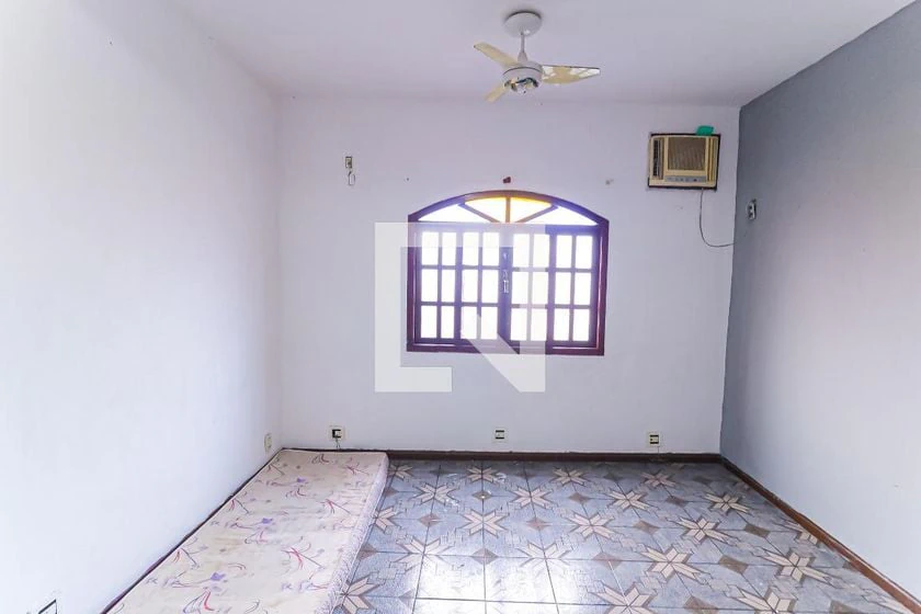 House, 100 m², with a glass-enclosed balcony — photo 14