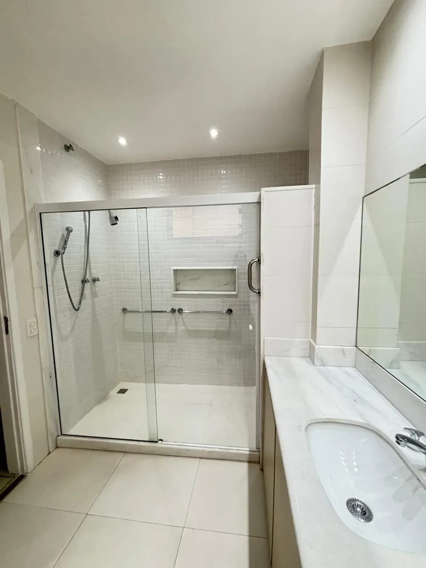 Apartment, 280 m², with a water view — photo 11