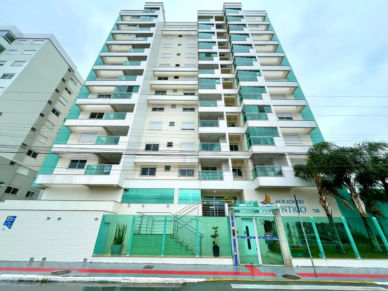 Furnished 2-bedroom apartment with balcony on the 8th — photo 20