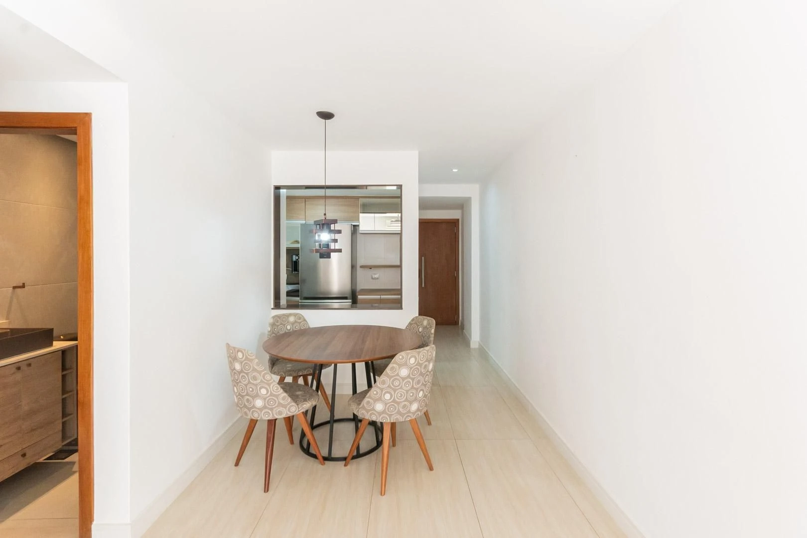 Робоче місце та 2 спальні: квартира 61 м² — photo 24