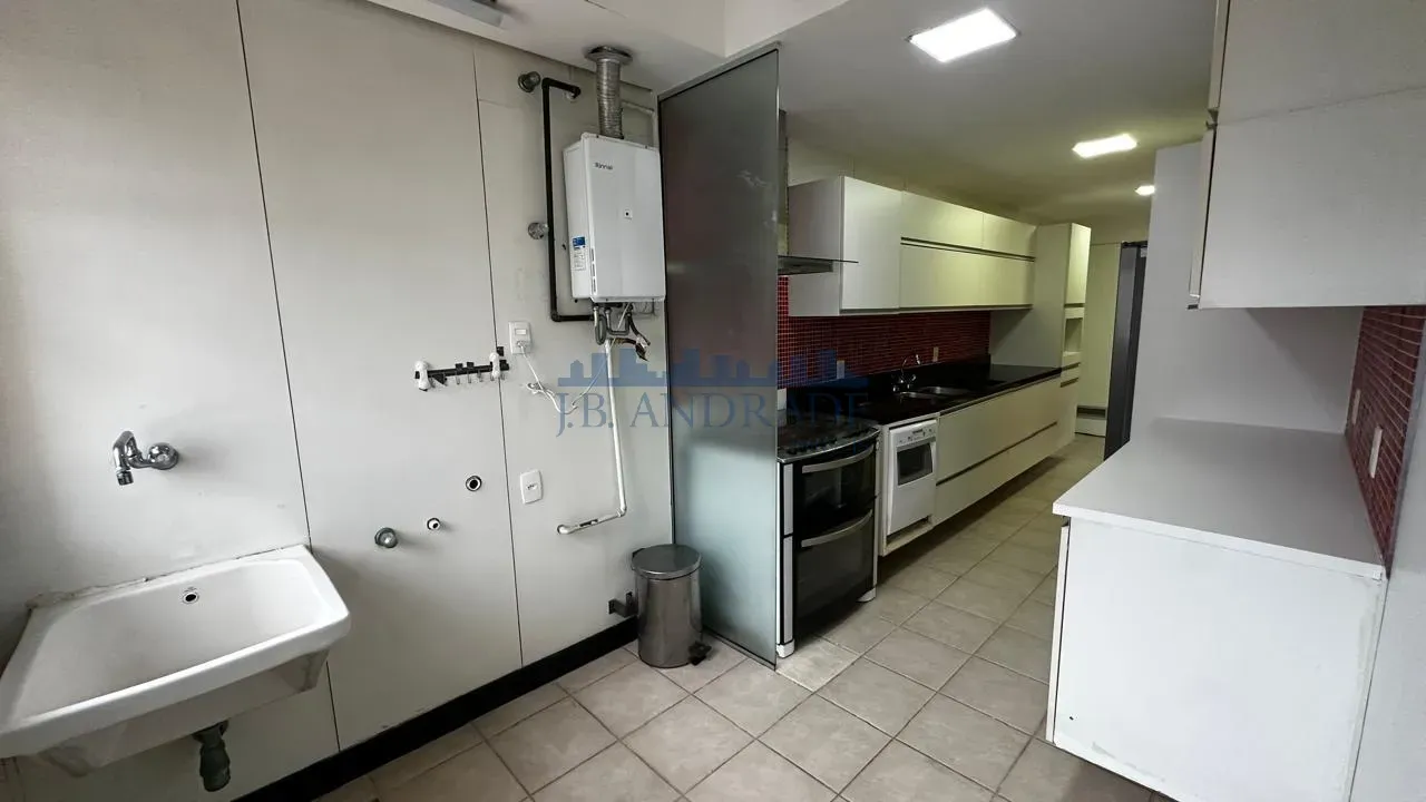 Apartamento mobiliado com 3 quartos e varanda fechada — photo 28