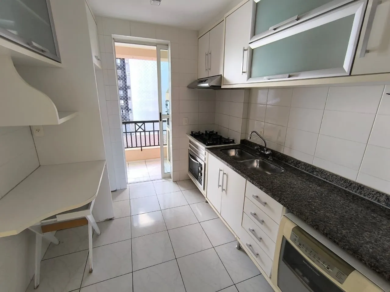 Apartamento de 3 quartos com varanda e 126 m² — photo 32