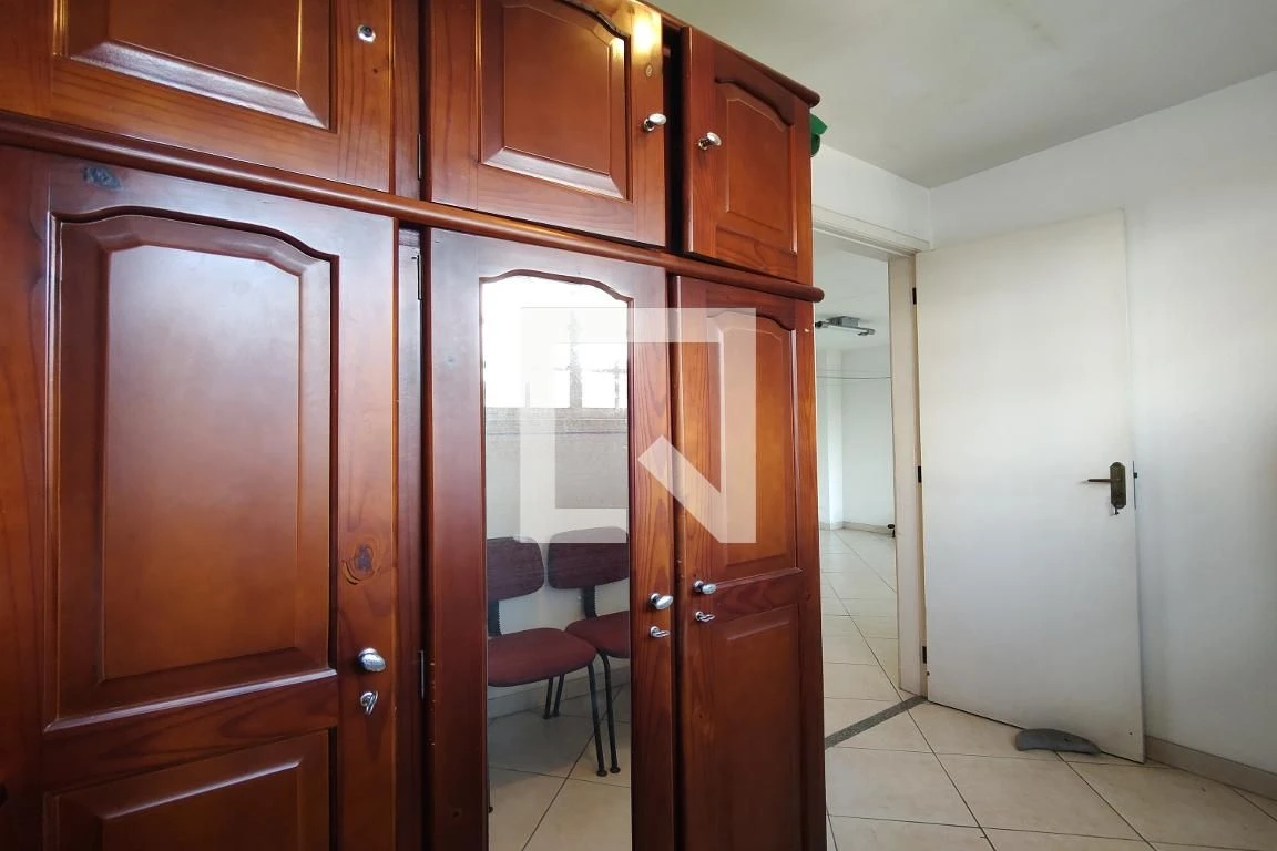Casa mobiliada com 3 quartos, varanda e 3 banheiros — photo 80