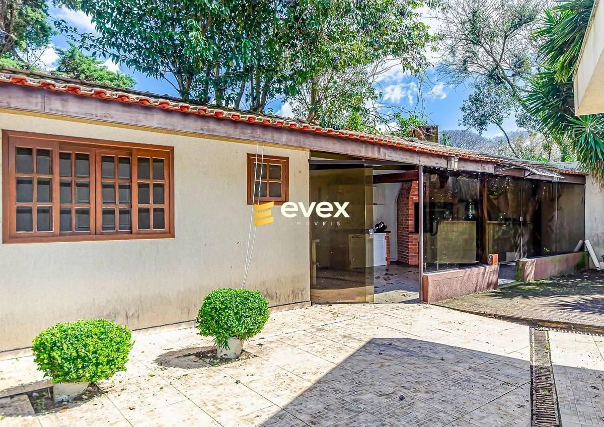 3 quartos e varanda gourmet: casa de 220 m² — photo 2