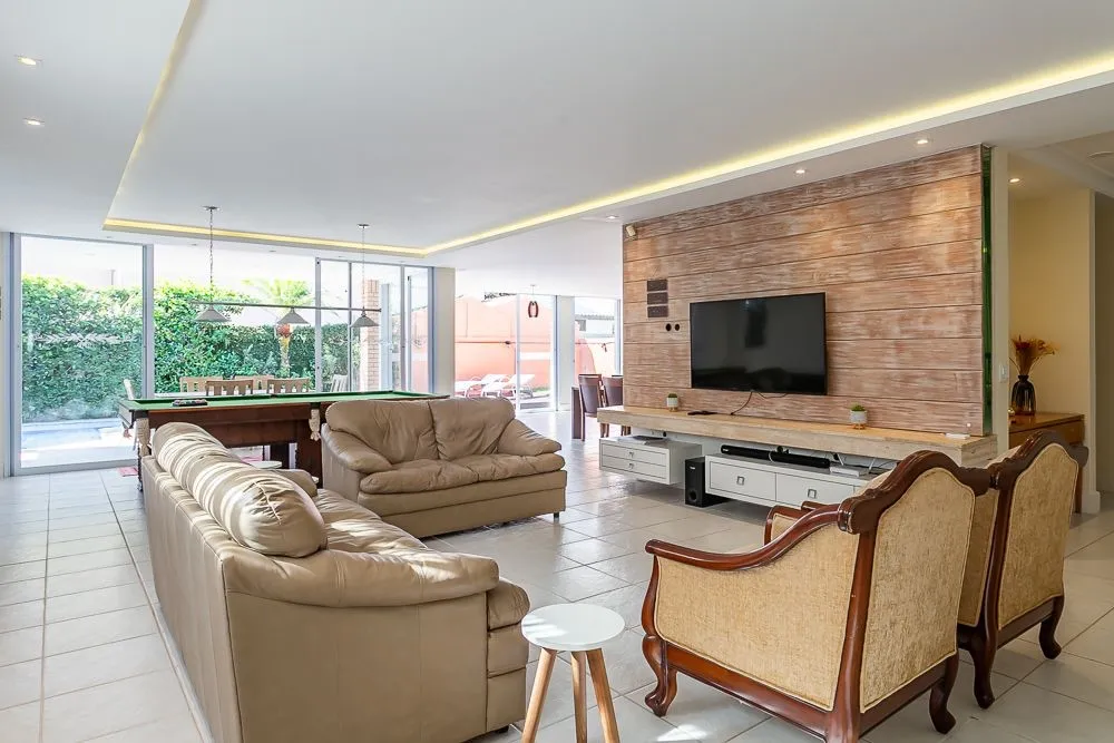 Furnished house with 6 bedrooms and an open kitchen — photo 18