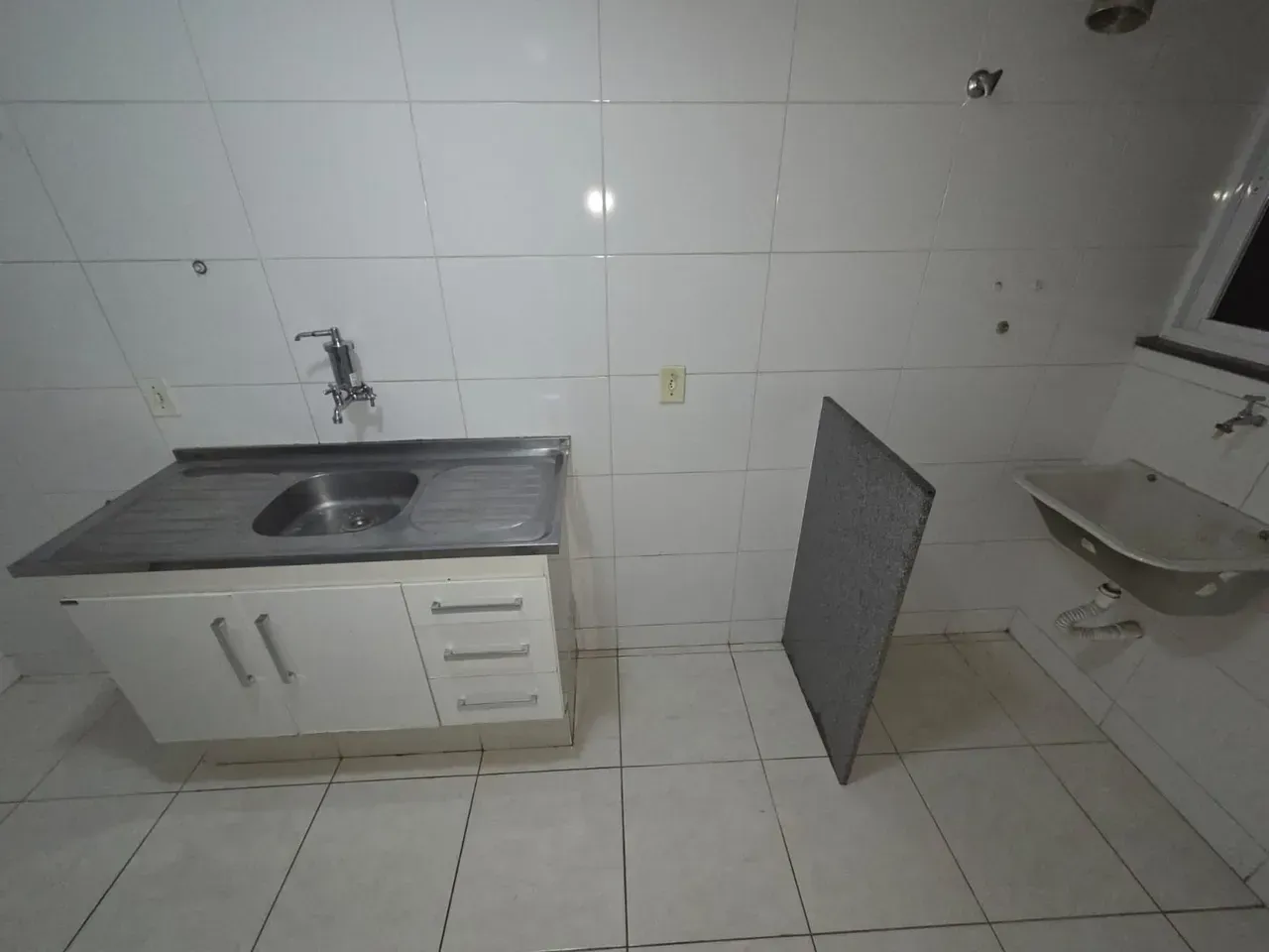 1-bedroom apartment with balcony and 1 parking space — photo 5