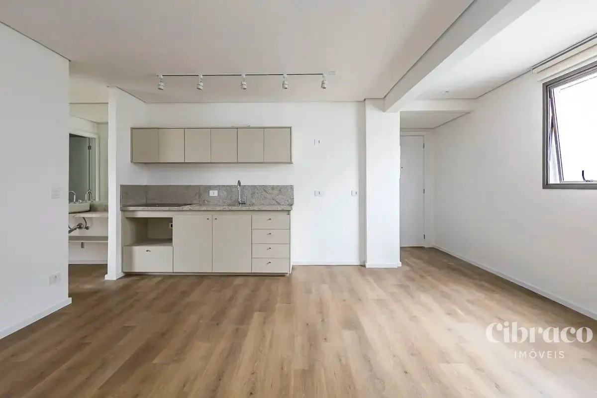 1-bedroom apartment with balcony and air conditioning — photo 3