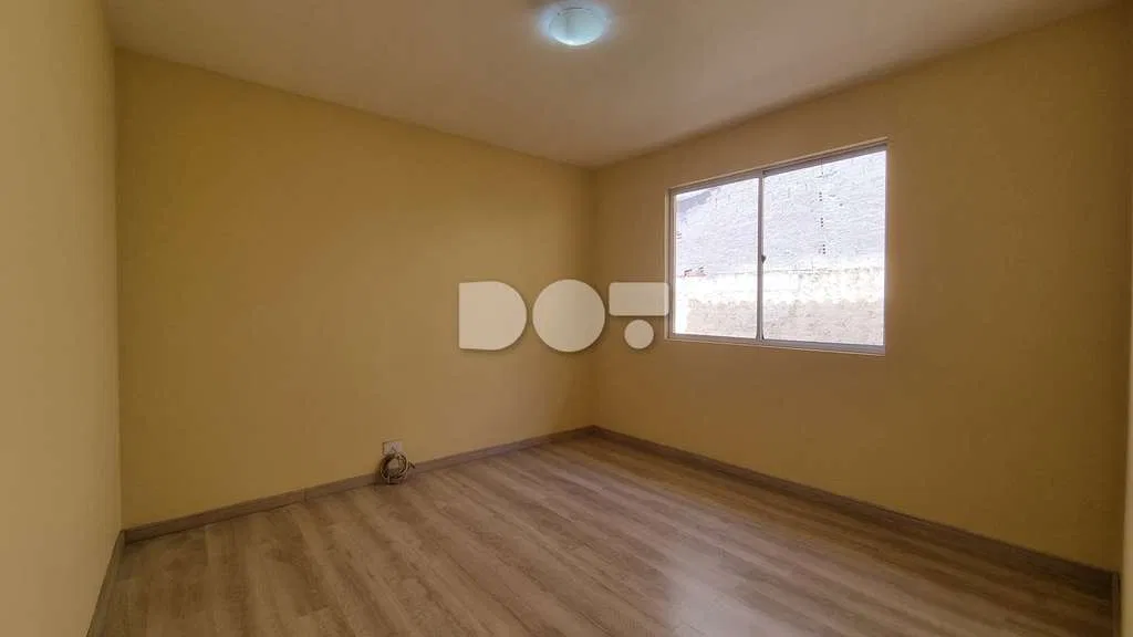 Wood or laminate floors in a 3-bedroom house, 70 m² — photo 5