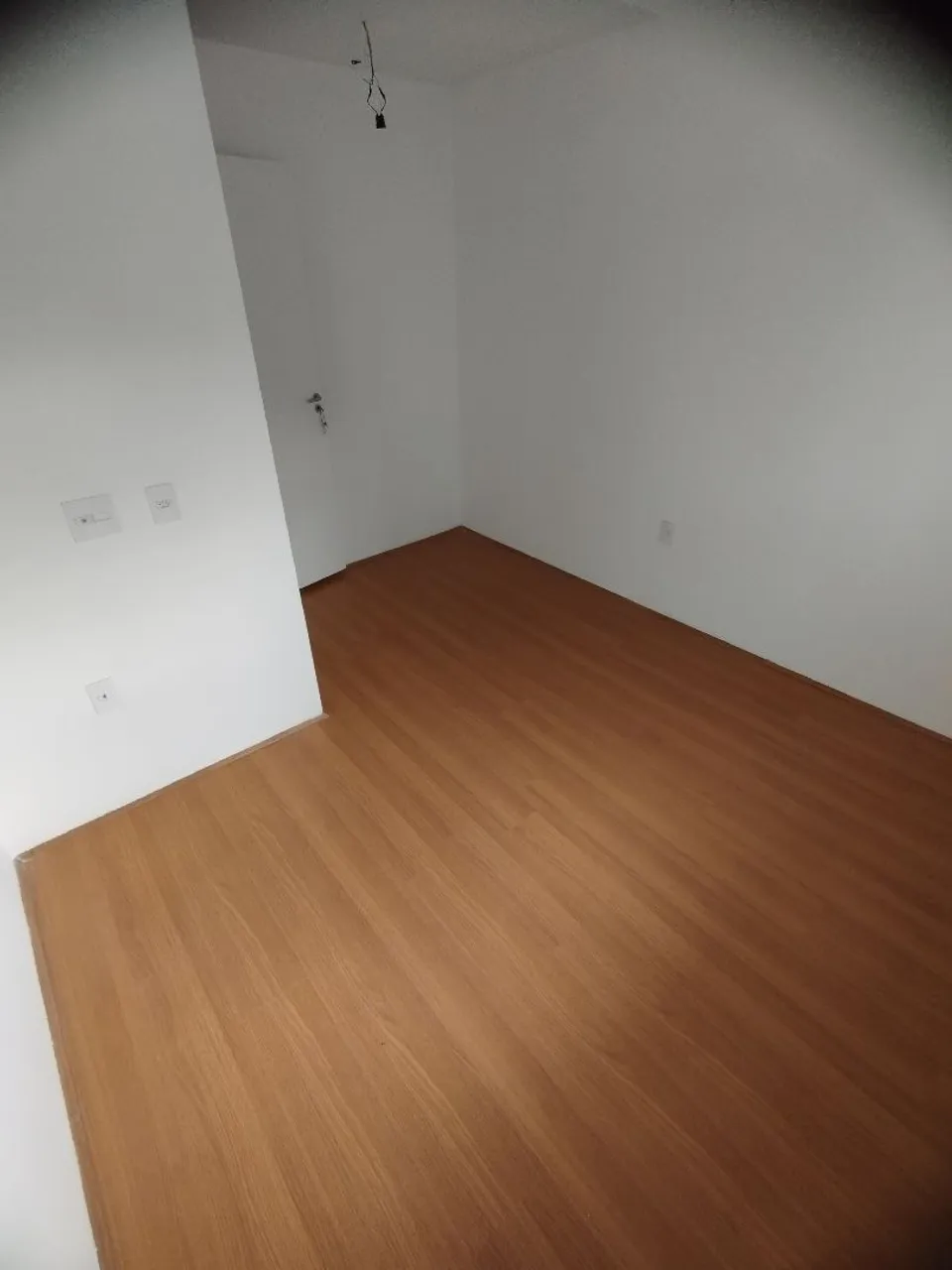 1-bedroom apartment with a balcony and 1 parking space — photo 4