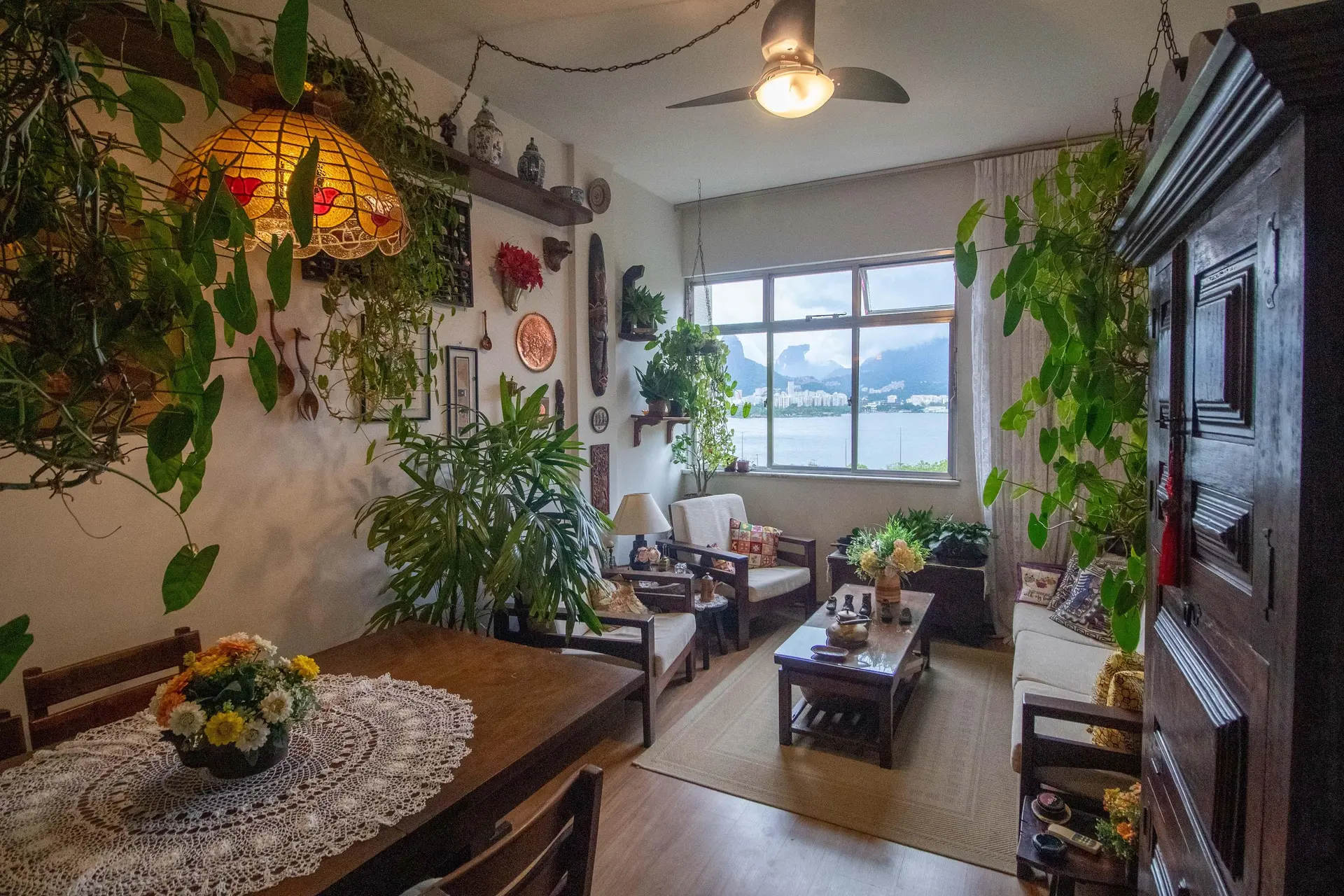 3-bedroom apartment with a water view in Rio de Janeiro