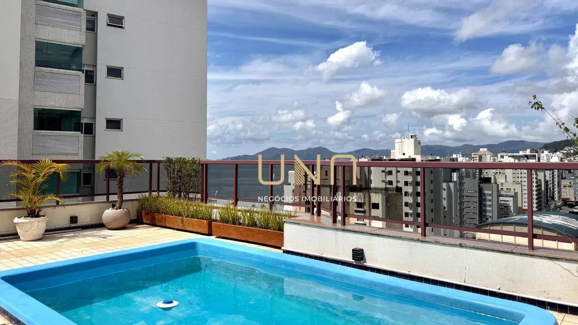 Cobertura mobiliada com 4 suítes e 5 banheiros, 415 m² — photo 52