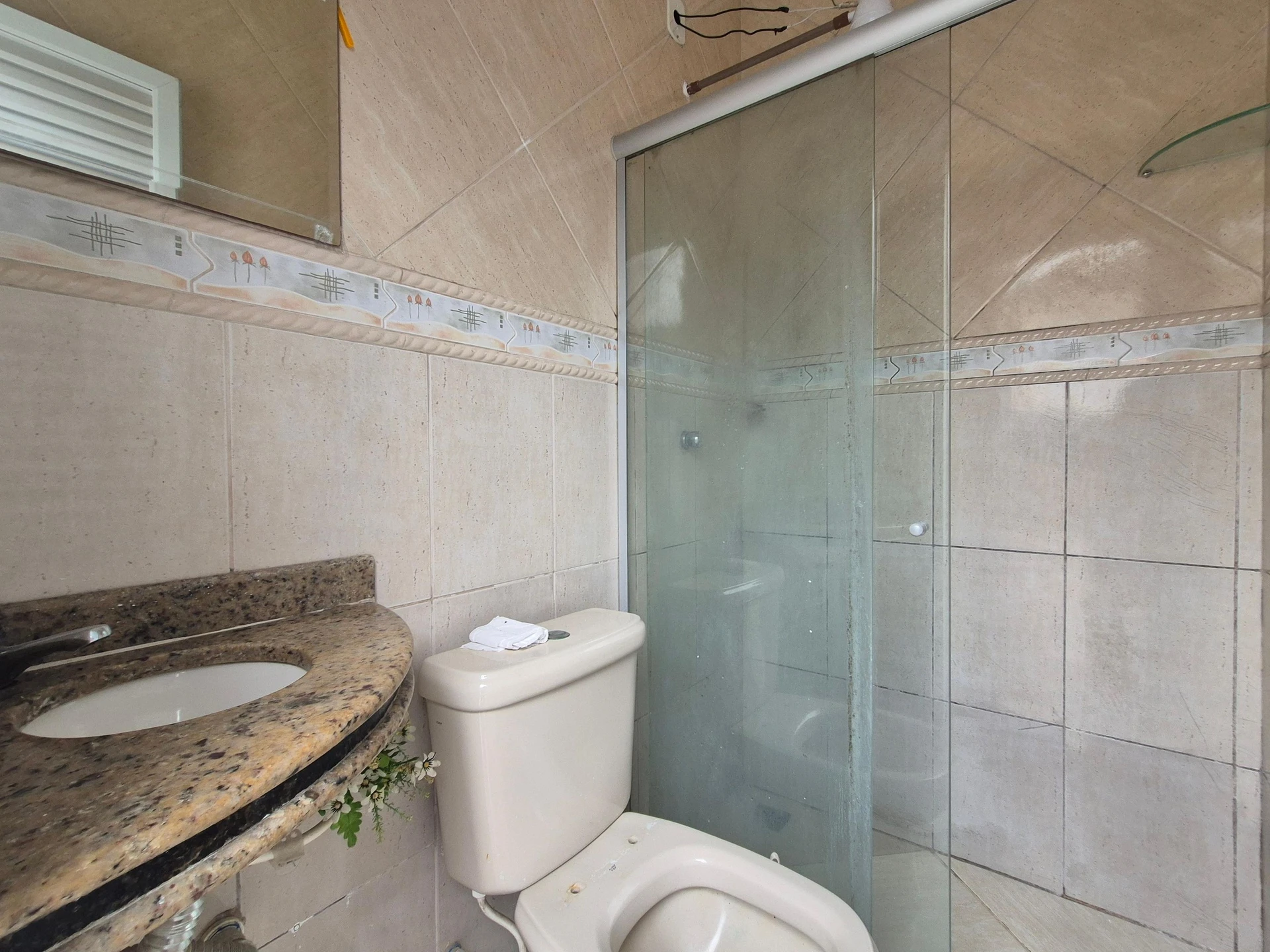 Будинок 180 м² з балконом із грилем та садом — photo 18