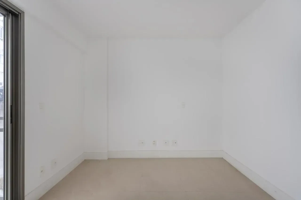 Duplex penthouse with 230 m², 3 bedrooms, 2 bathrooms — photo 22