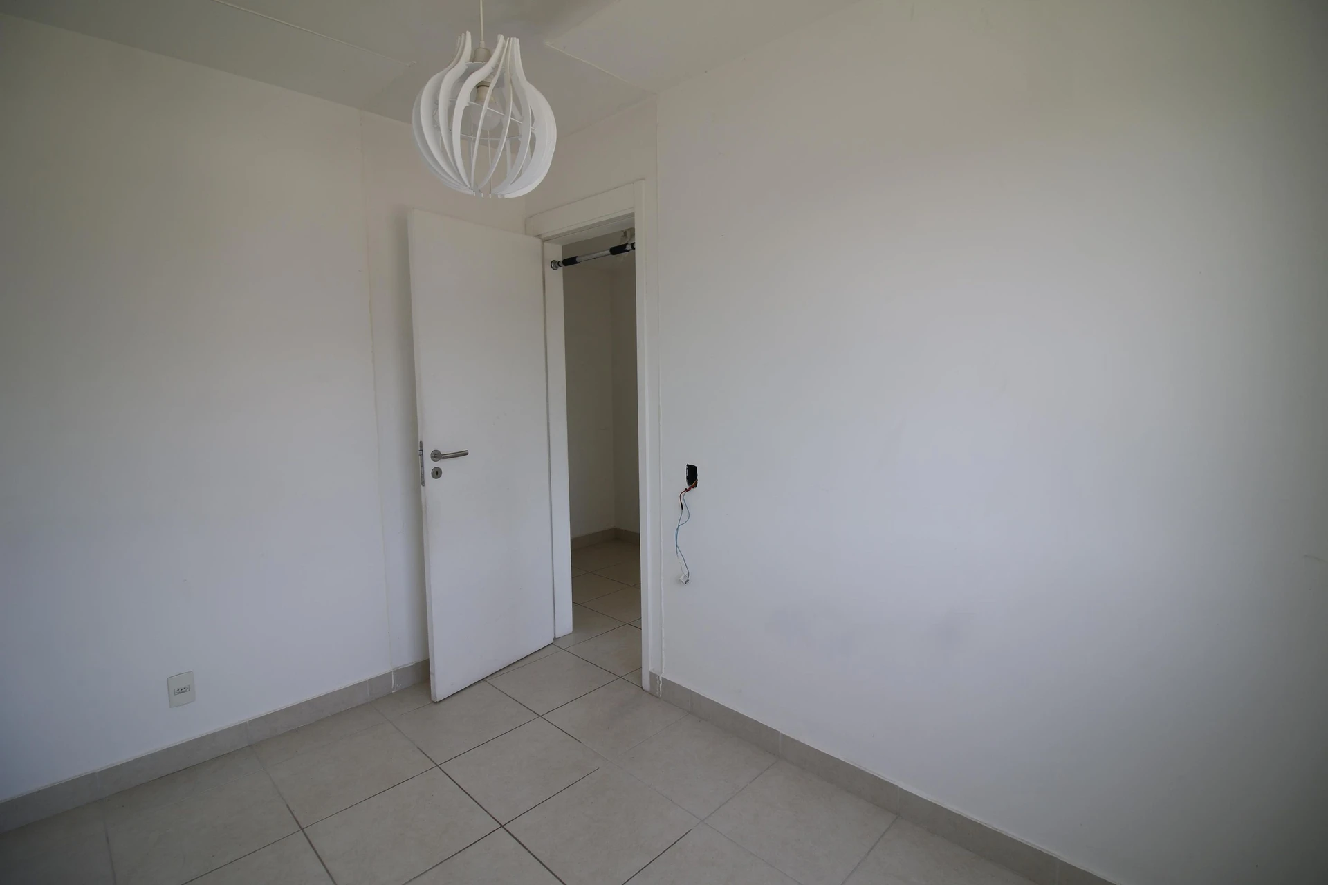 3-bedroom apartment in a building with a gym — photo 20