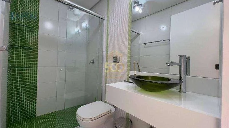 Furnished 3-bedroom apartment with enclosed balcony — photo 21