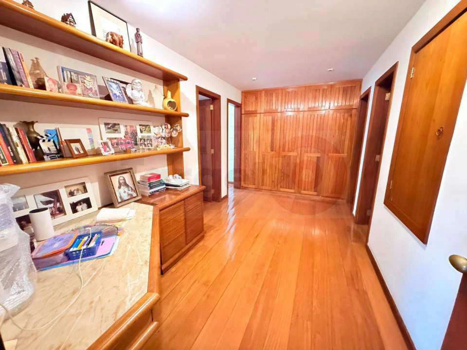 Furnished house with 5 en-suite bedrooms and 8 parking — photo 13