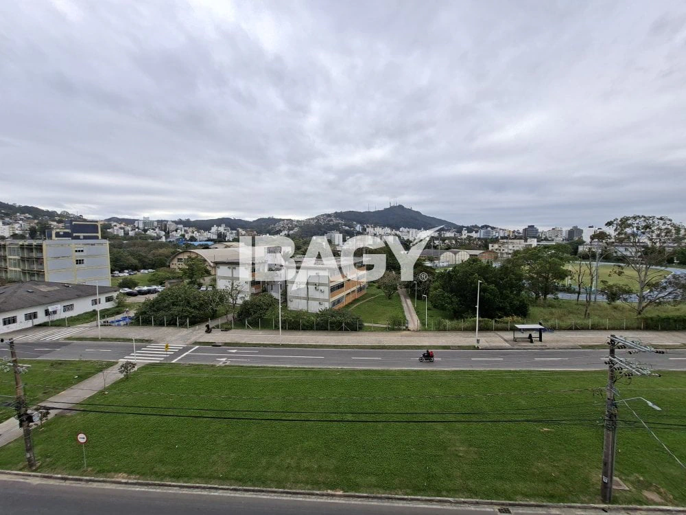 62 m² apartment with 2 en-suite bedrooms and 3 baths — photo 4