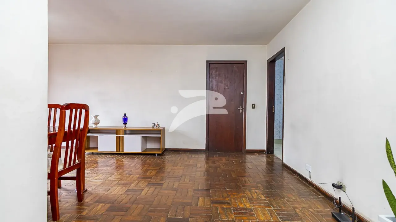 Квартира з 3 спальнями 105 м² і кухнею з газовою плитою — photo 4