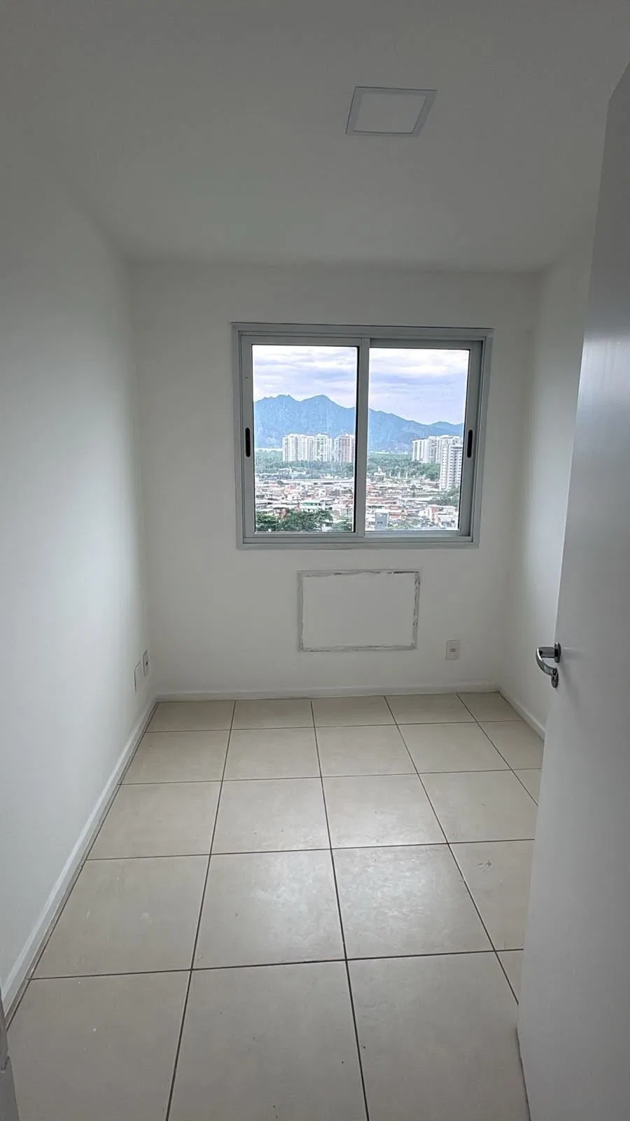 Apartment, 53 m², with a mountain view — photo 5