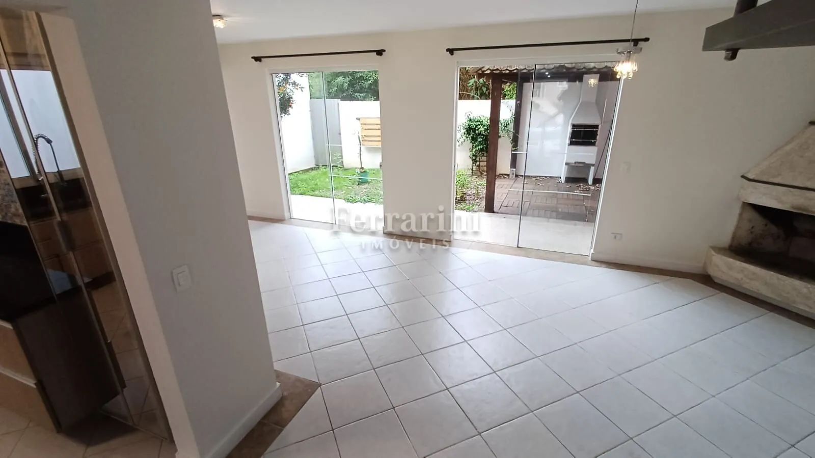 Rental house with 3 bedrooms and 4 bathrooms — photo 9