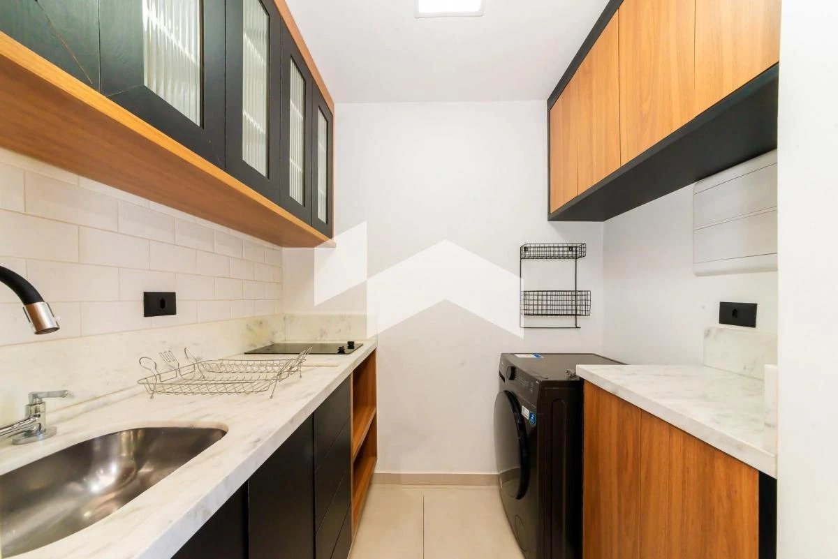 One-bedroom apartment with a washing machine in Curitiba — photo 3
