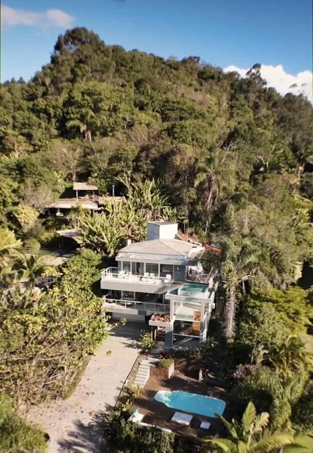 Casa de 6 dormitorios con bañera en Florianópolis — photo 20