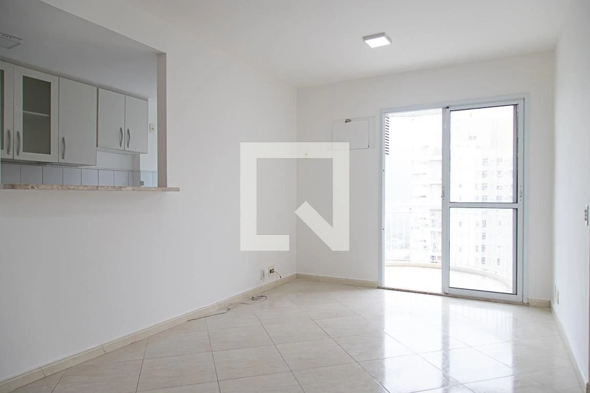 2-bedroom apartment with a water view